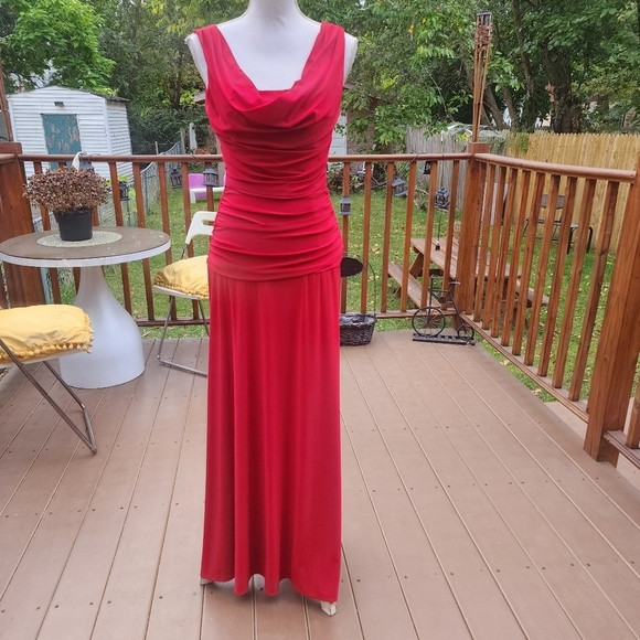 Collection Dressbarn Red Floor Length Sleevesless Strechy Dress size 8 - Picture 14 of 14
